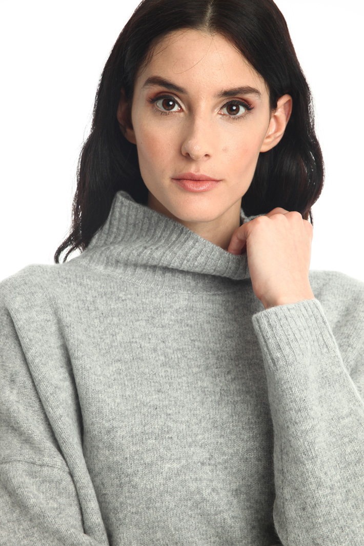 Pure wool turtleneck sweater Intrend Pure wool turtleneck sweater Intrend