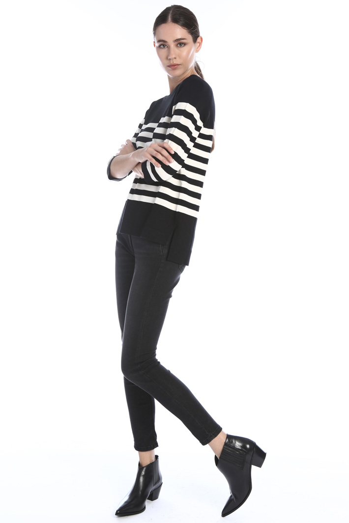 Viscose sweater Intrend Viscose sweater Intrend