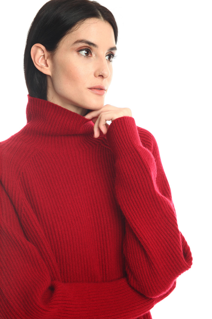 Turtleneck sweater in cashmere Intrend Turtleneck sweater in cashmere Intrend