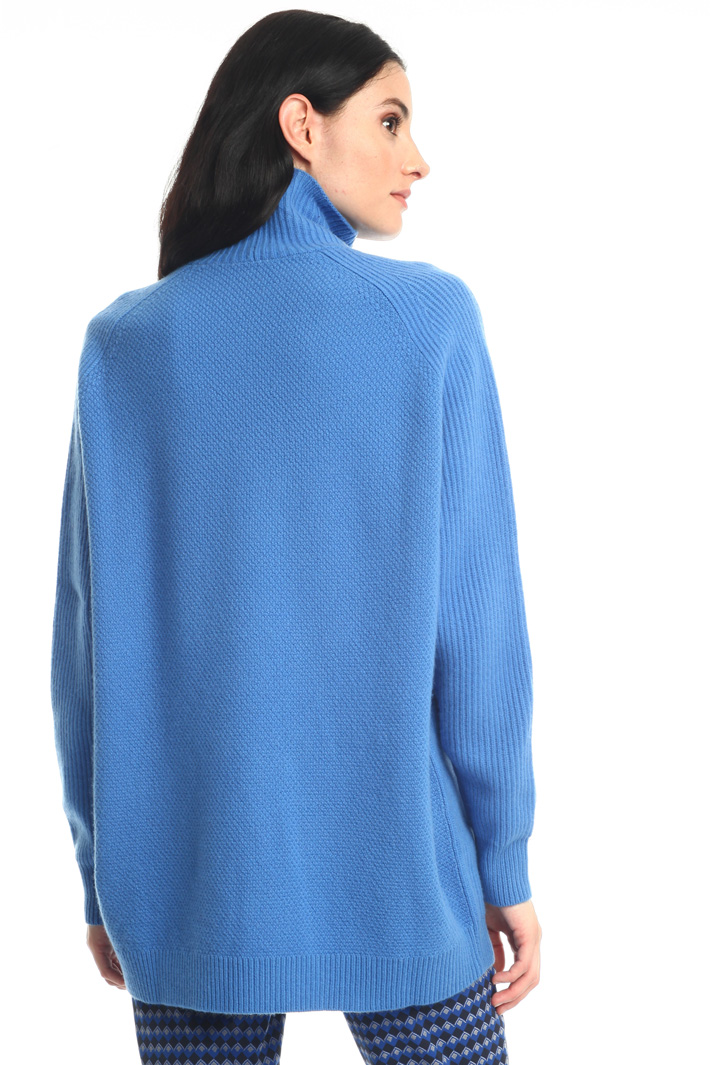 Turtleneck sweater in cashmere Intrend Turtleneck sweater in cashmere Intrend