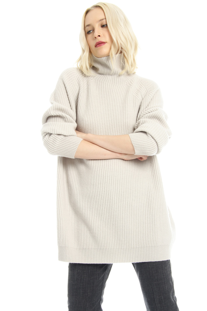 Turtleneck sweater in cashmere Intrend Turtleneck sweater in cashmere Intrend