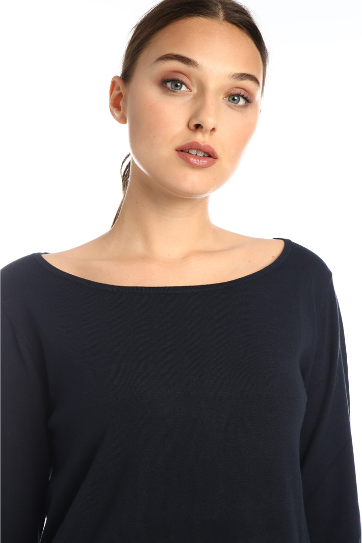 Viscose sweater Intrend Viscose sweater Intrend