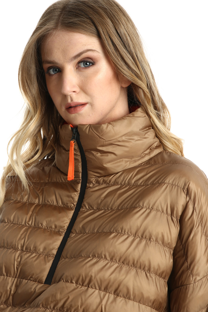 Tech fabric puffer jacket Intrend Tech fabric puffer jacket Intrend