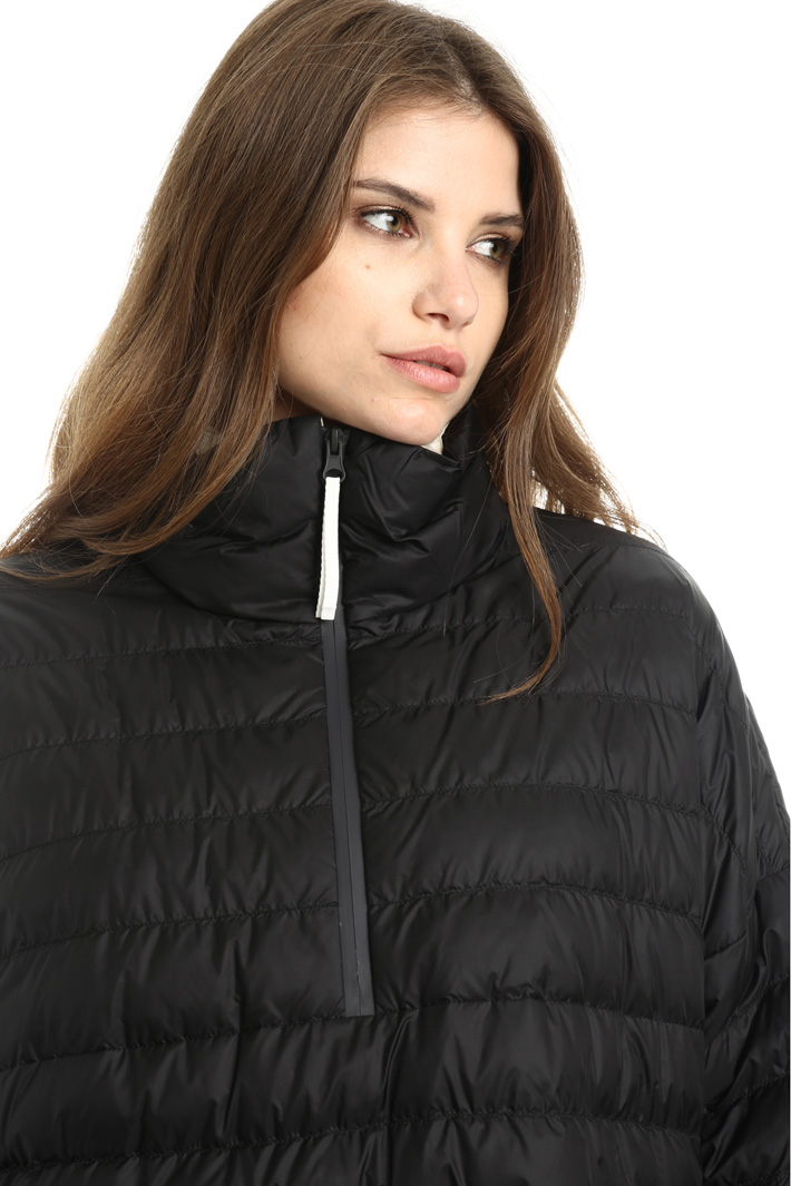 Tech fabric puffer jacket Intrend Tech fabric puffer jacket Intrend