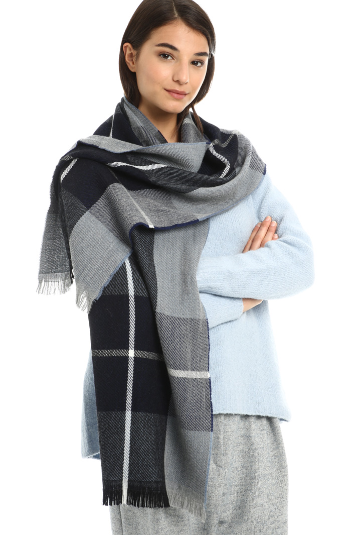 Fringed wool scarf Intrend Fringed wool scarf Intrend