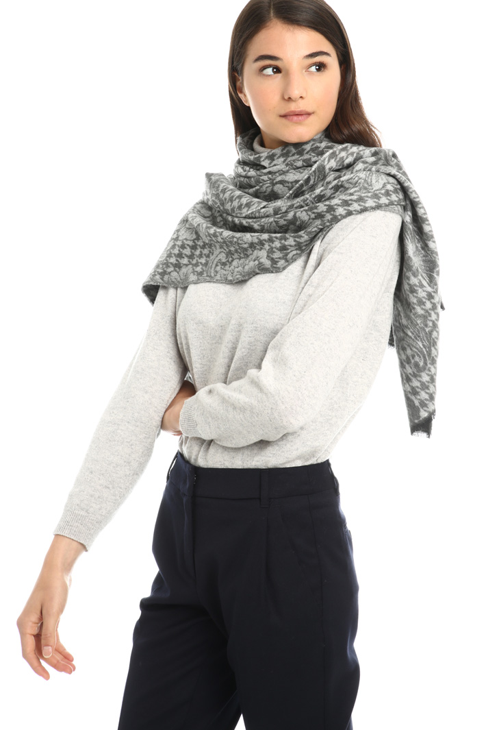 Viscose blend scarf Intrend Viscose blend scarf Intrend