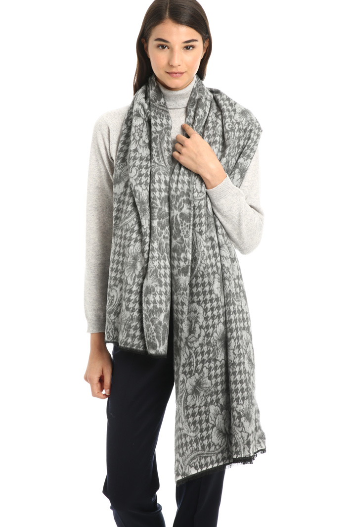 Viscose blend scarf Intrend Viscose blend scarf Intrend