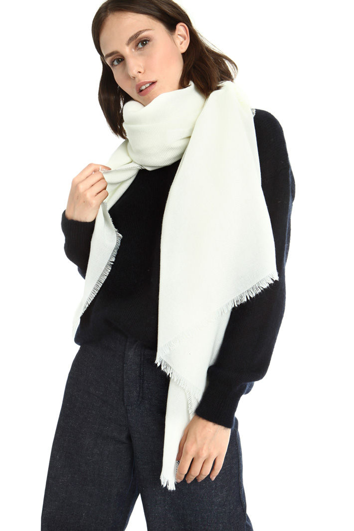 Fringed scarf Intrend Fringed scarf Intrend