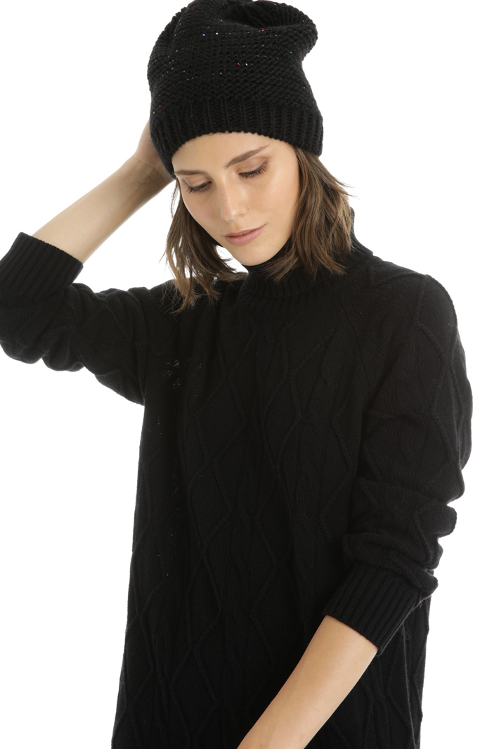 Sequin knit hat Intrend Sequin knit hat Intrend