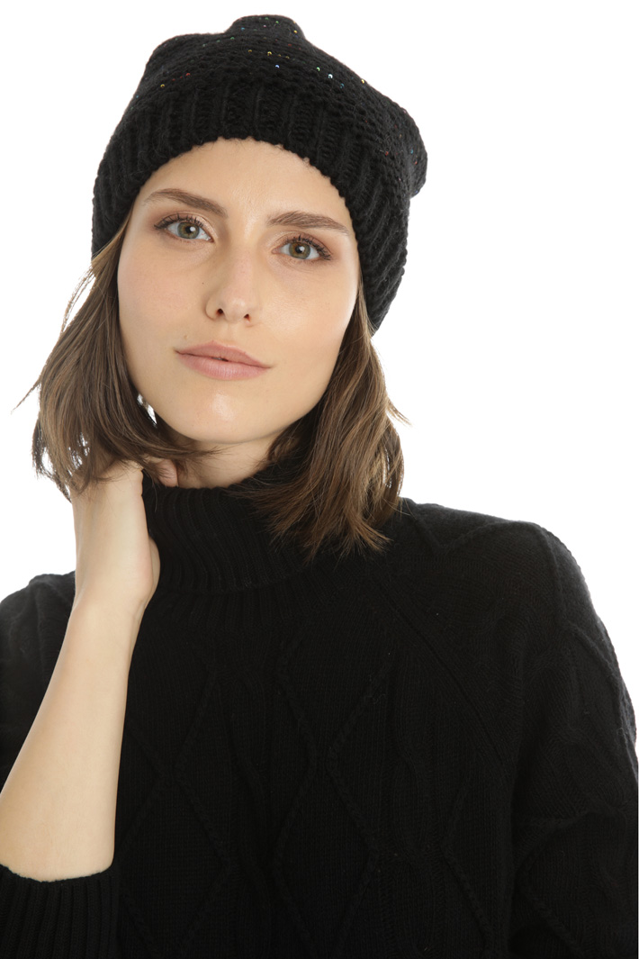 Sequin knit hat Intrend Sequin knit hat Intrend