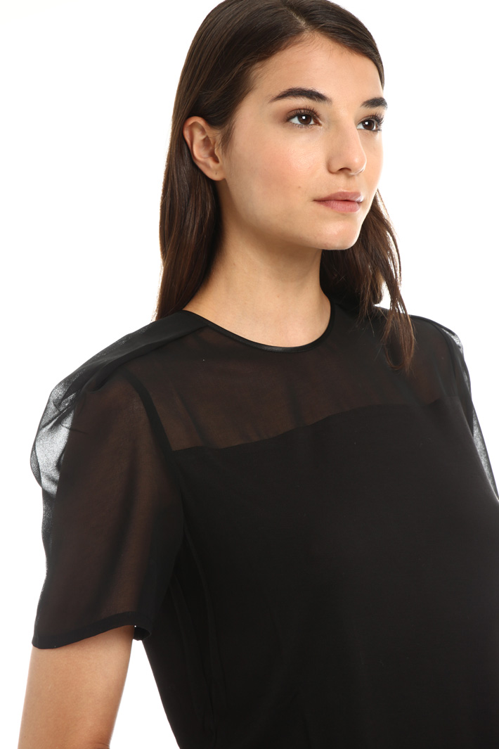 Jersey and crepe T-shirt Intrend Jersey and crepe T-shirt Intrend