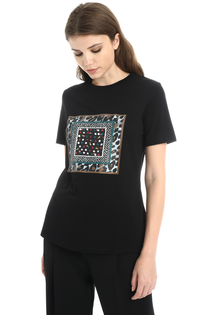 T-shirt in jersey di cotone Intrend T-shirt in jersey di cotone Intrend