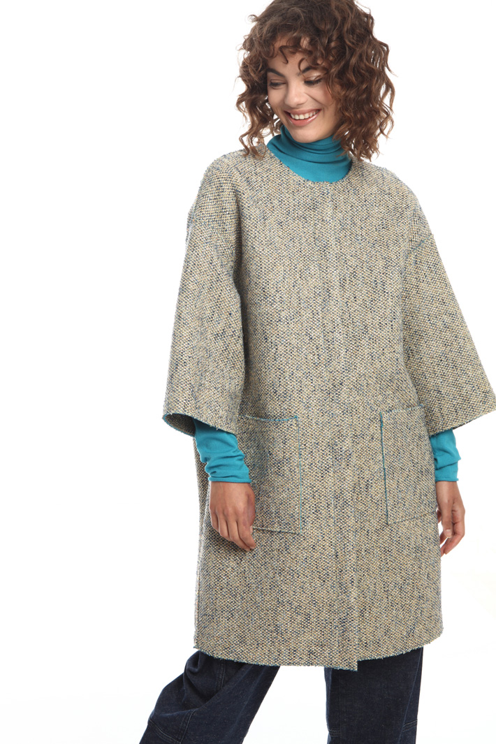 Oversized lamé coat
Intrend Oversized lamé coat
Intrend