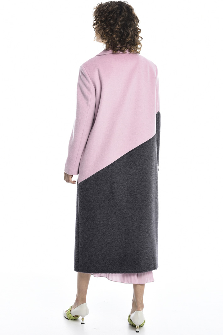 Wool and alpaca coat
Intrend Wool and alpaca coat
Intrend