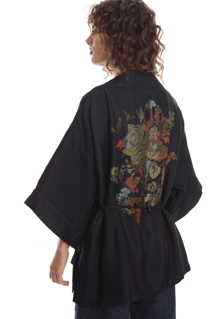Jacquard kimono jacket
Intrend Jacquard kimono jacket
Intrend