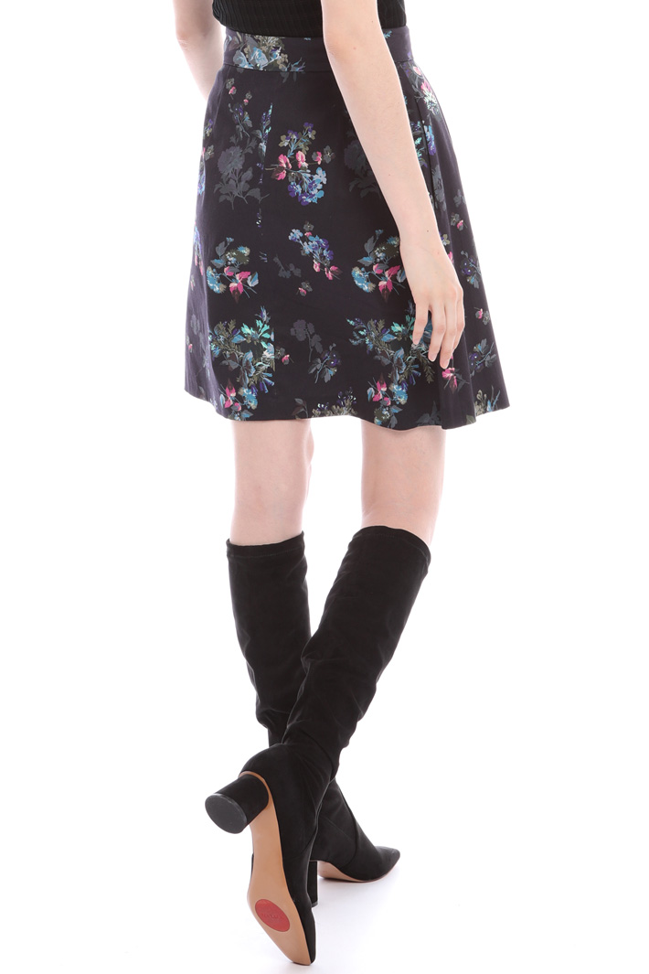 Floral corolla skirt
Intrend Floral corolla skirt
Intrend