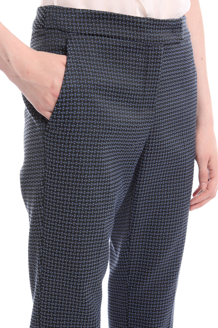 Jacquard cotton trousers
Intrend Jacquard cotton trousers
Intrend