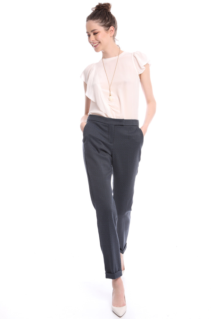 Jacquard cotton trousers
Intrend Jacquard cotton trousers
Intrend