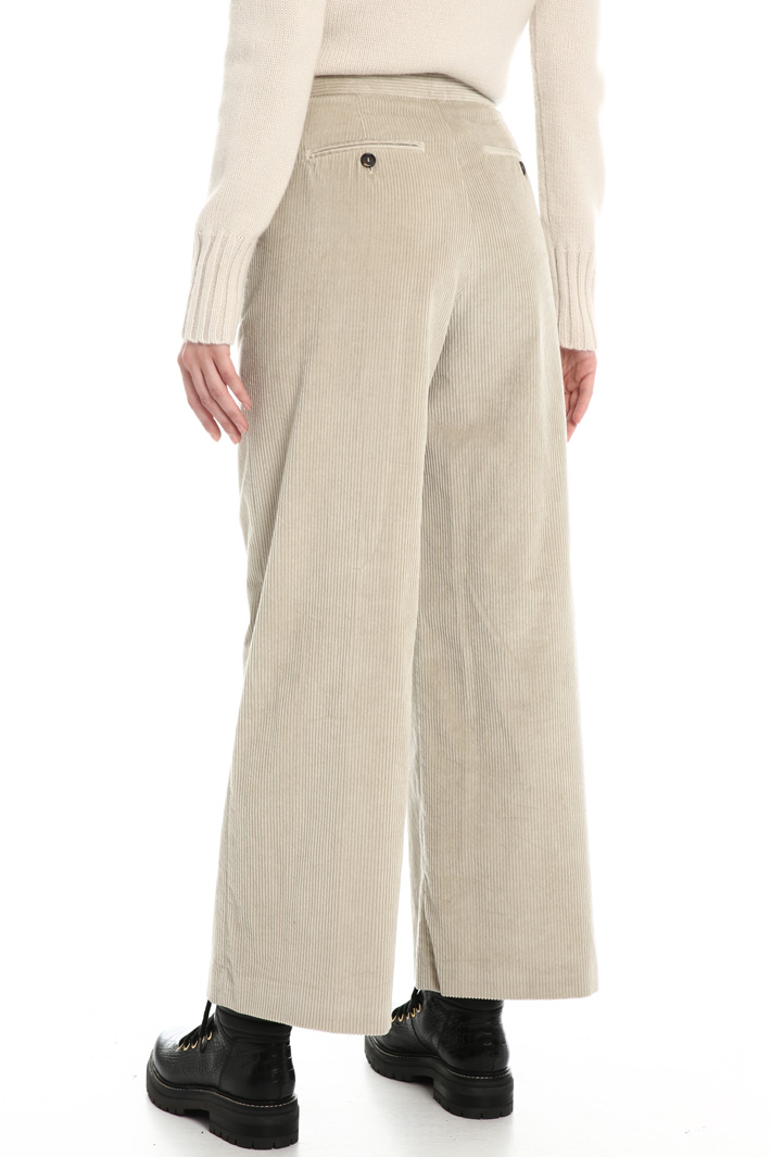 Corduroy trousers Intrend Corduroy trousers Intrend