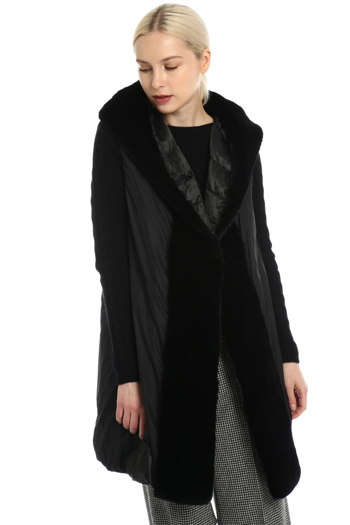 Fur trimmed vest Intrend Fur trimmed vest Intrend