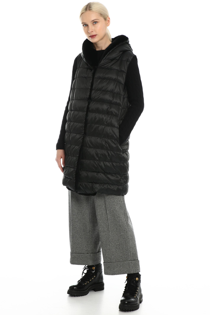 Fur trimmed vest Intrend Fur trimmed vest Intrend