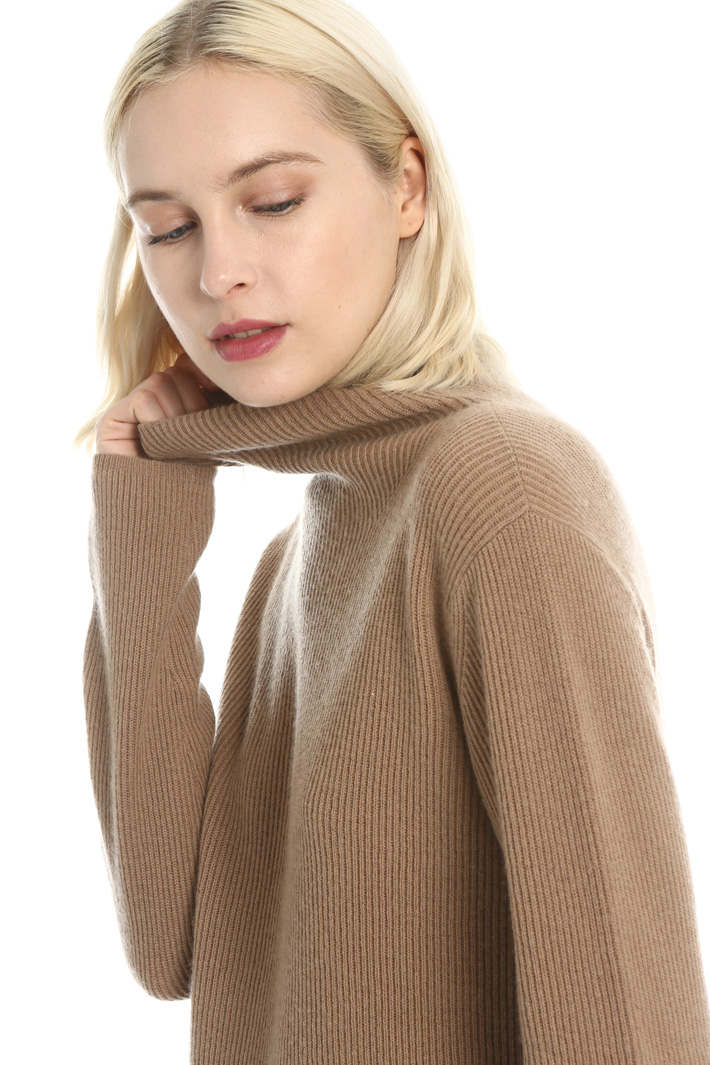 Wool and cashmere dress Intrend Wool and cashmere dress Intrend