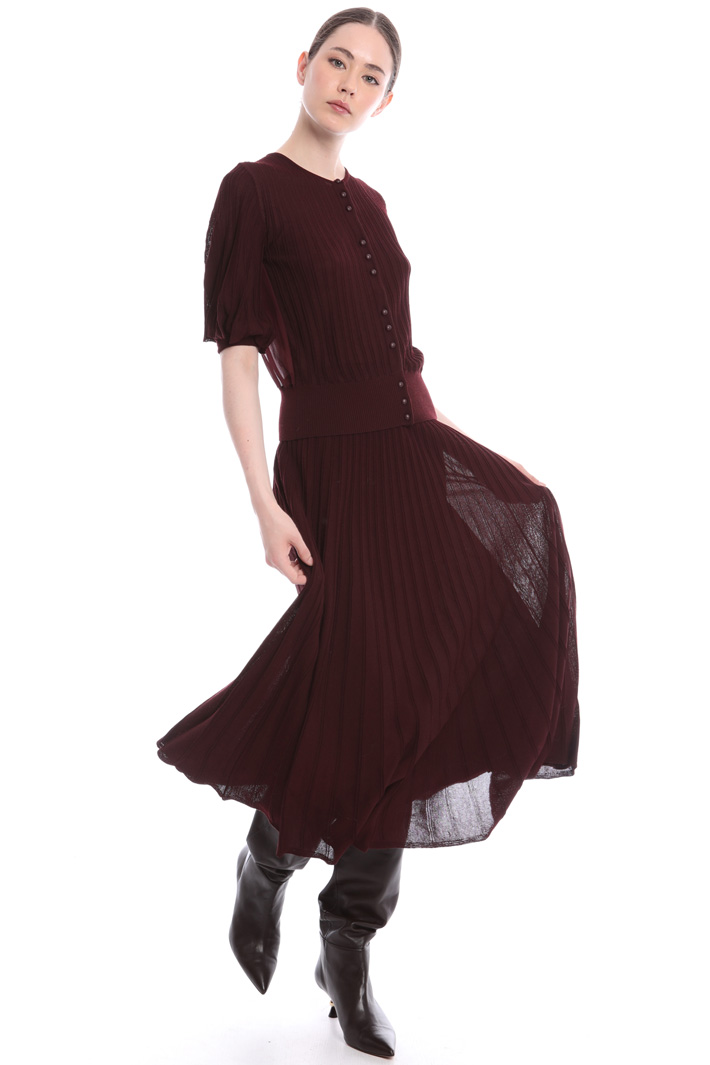 Short sleeved cardigan
Intrend Short sleeved cardigan
Intrend