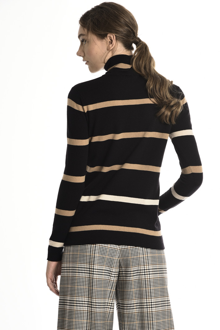 Wool turtleneck Intrend Wool turtleneck Intrend
