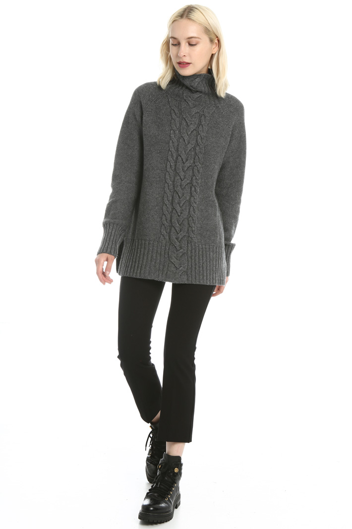 Braided knit sweater Intrend Braided knit sweater Intrend