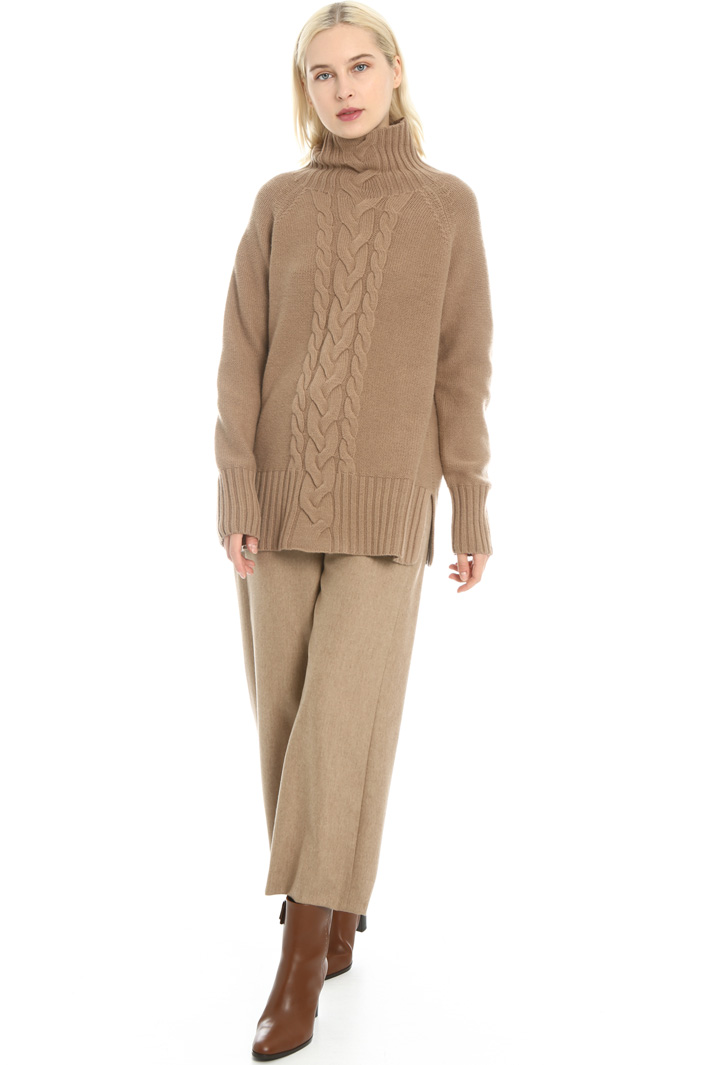 Braided knit sweater Intrend Braided knit sweater Intrend