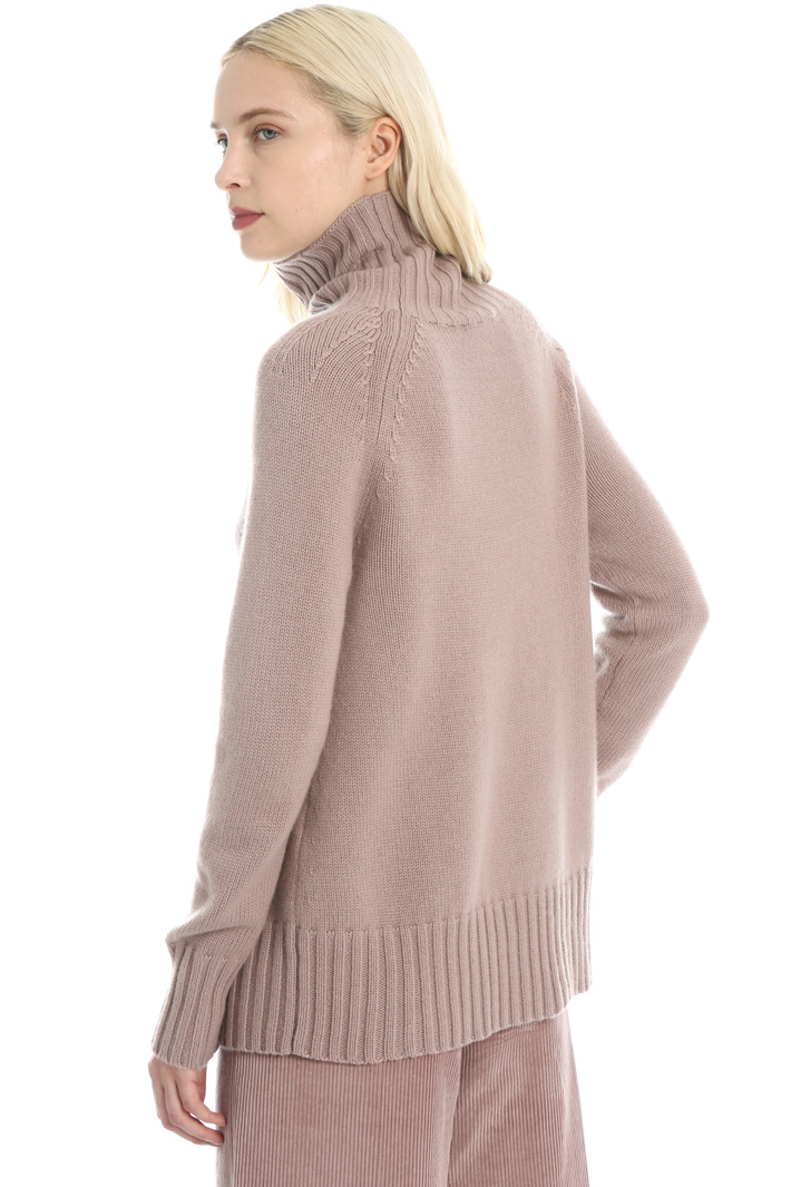 Cashmere and wool sweater Intrend Cashmere and wool sweater Intrend
