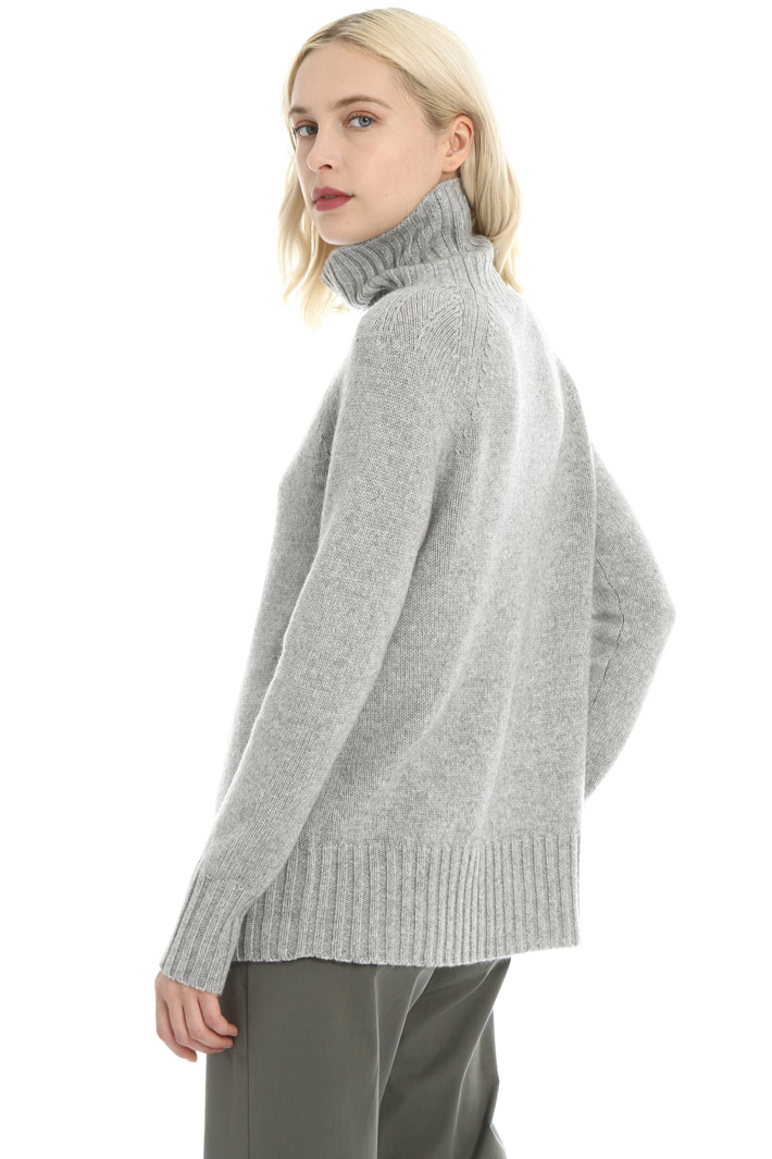 Cashmere and wool sweater Intrend Cashmere and wool sweater Intrend