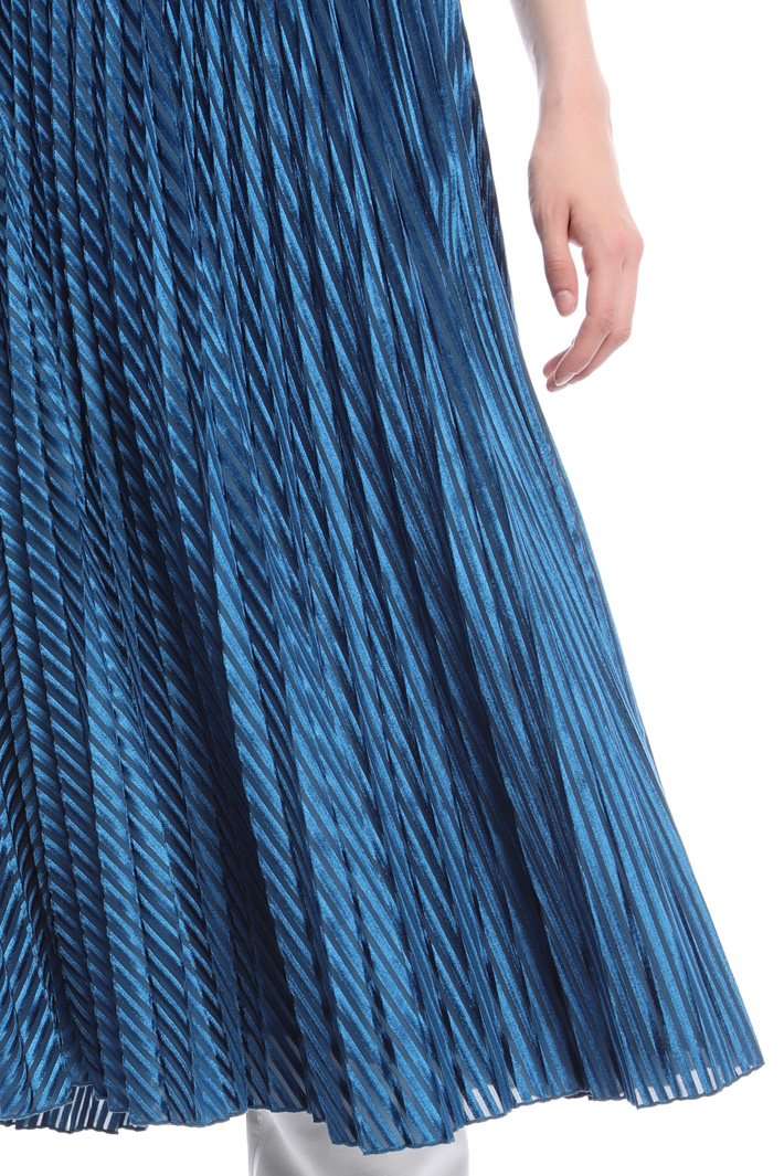 Velvet pleated skirt Intrend Velvet pleated skirt Intrend