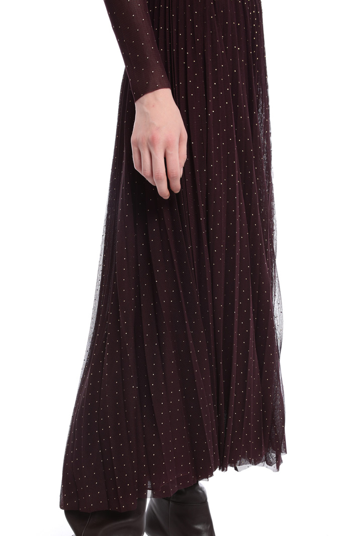 Floaty tulle maxi skirt
Intrend Floaty tulle maxi skirt
Intrend