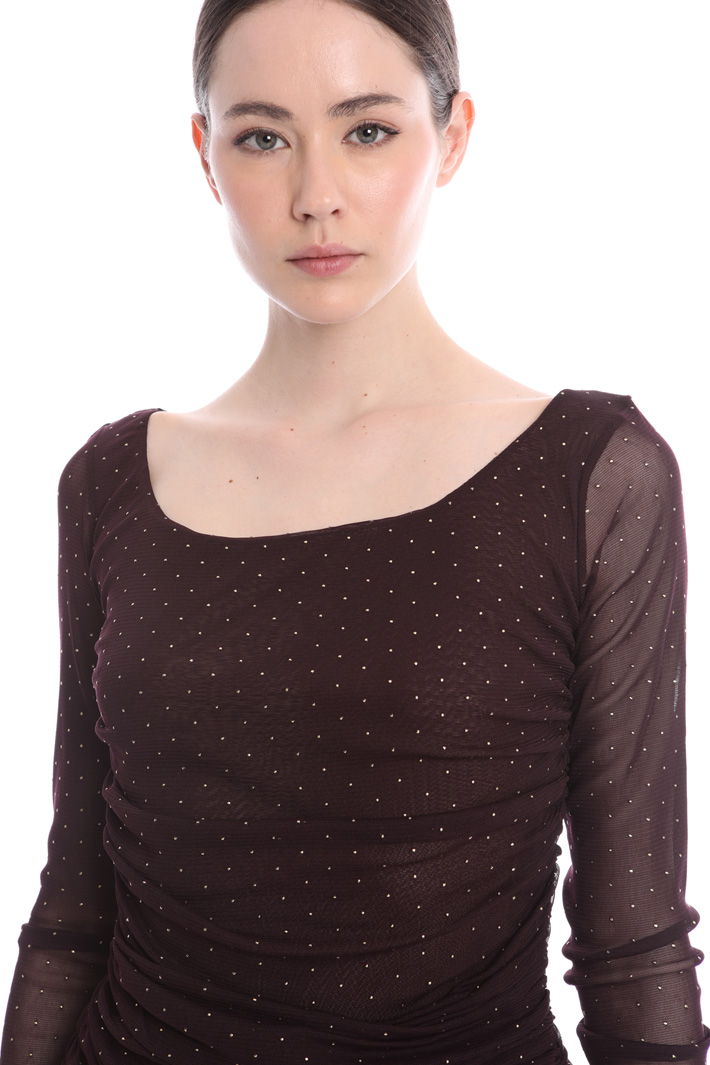 Stretchy tulle top
Intrend Stretchy tulle top
Intrend