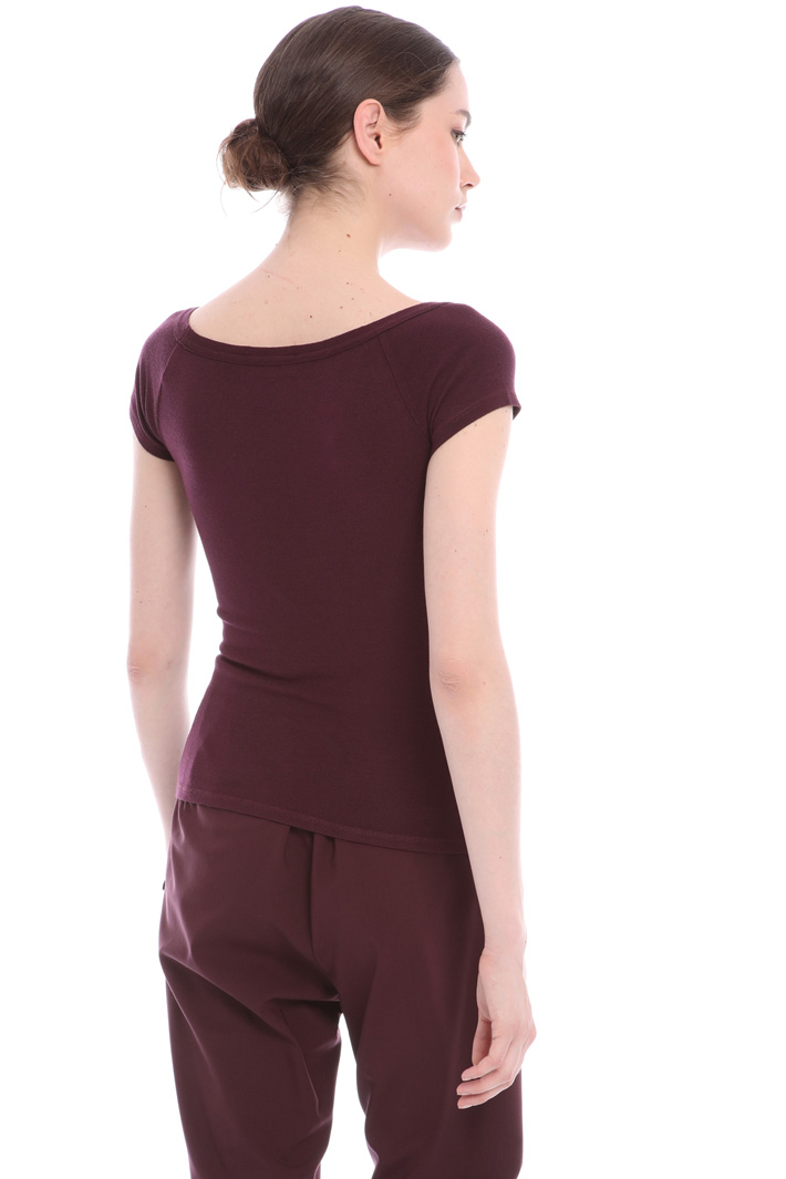 Boat neck T-shirt
Intrend Boat neck T-shirt
Intrend