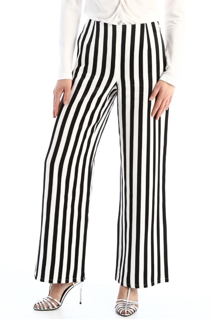 Wide leg satin trousers Intrend