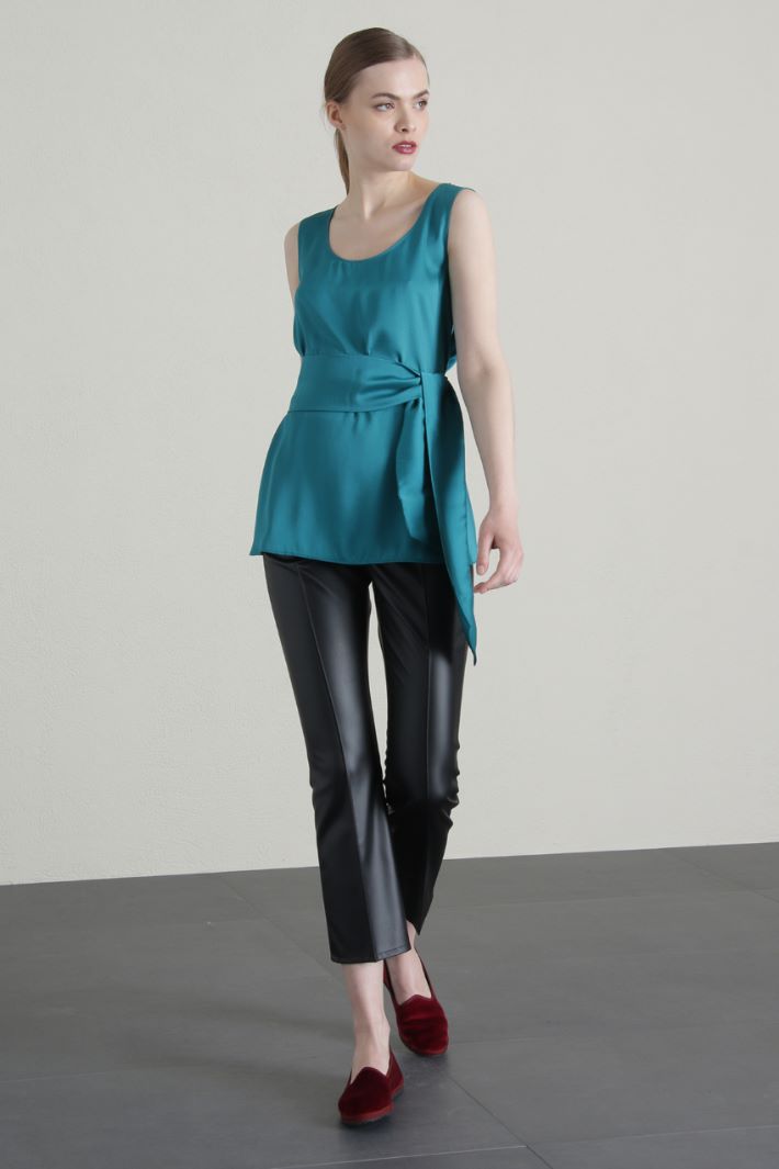 Top in twill con fusciacca Intrend