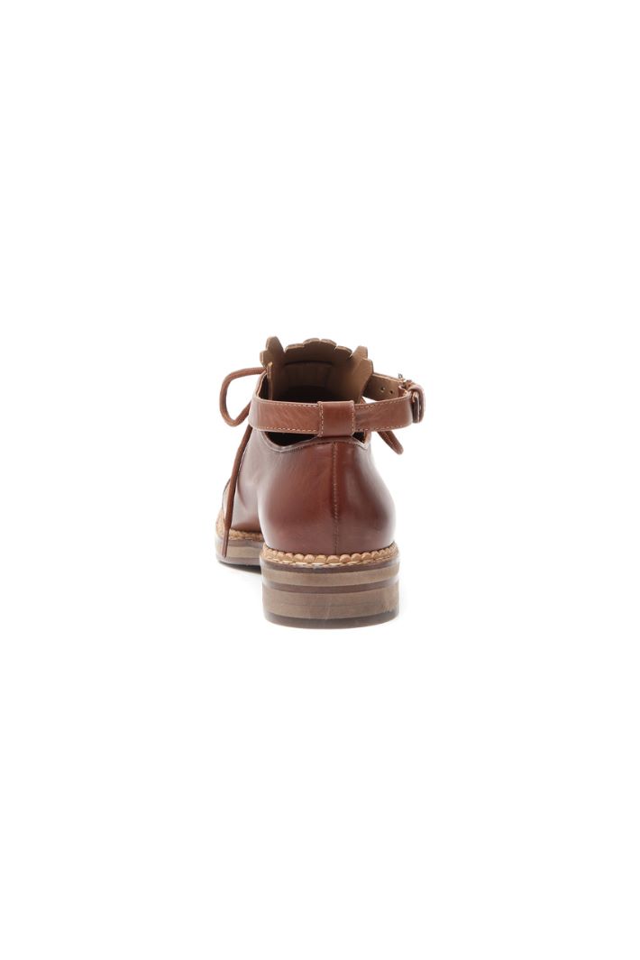 Stringata in pelle Intrend
