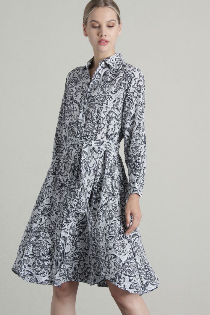 Dress with sash Intrend
