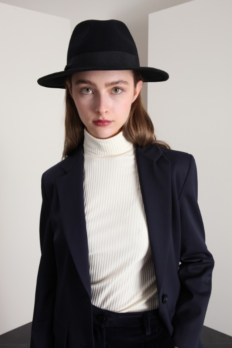 Pure wool hat Intrend