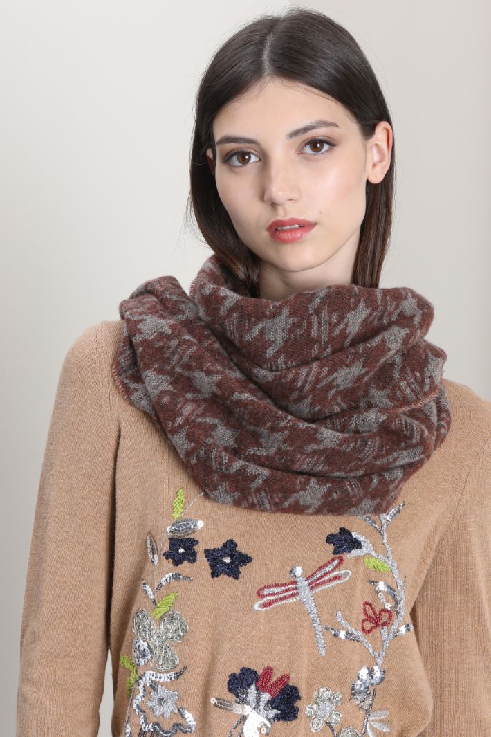 Fringed wool scarf Intrend - 3