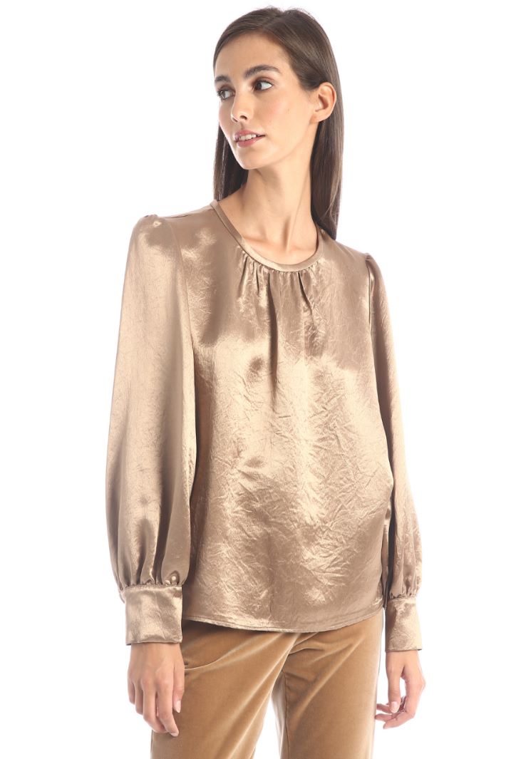 Blusa dal finish metallizzato Intrend
