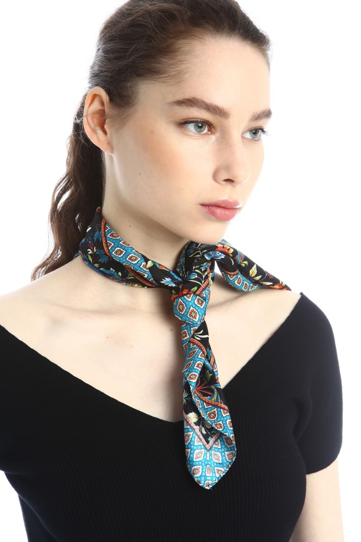 Silk twill foulard Intrend