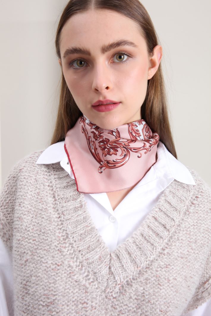 Silk foulard Intrend