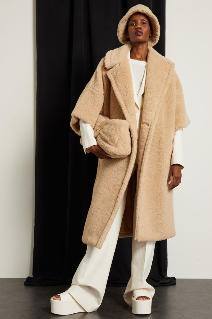 Cappotto effetto peluche