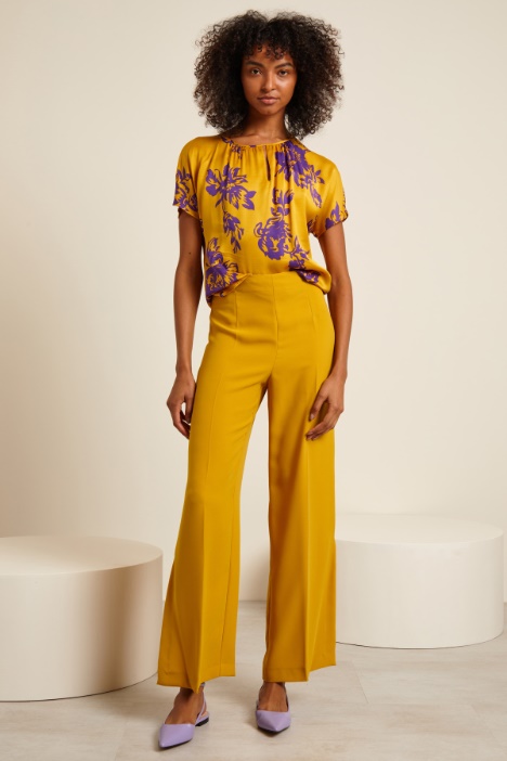 Pantaloni a palazzo con spacchi Intrend