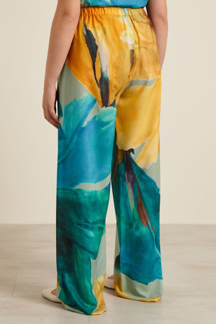 Pantaloni fluidi stampati