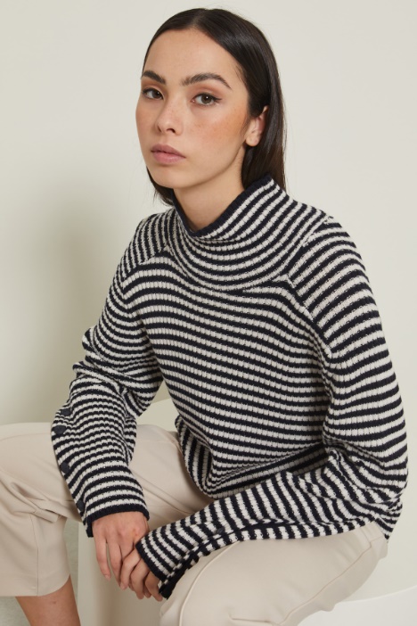 Maglia in filato di lana Intrend