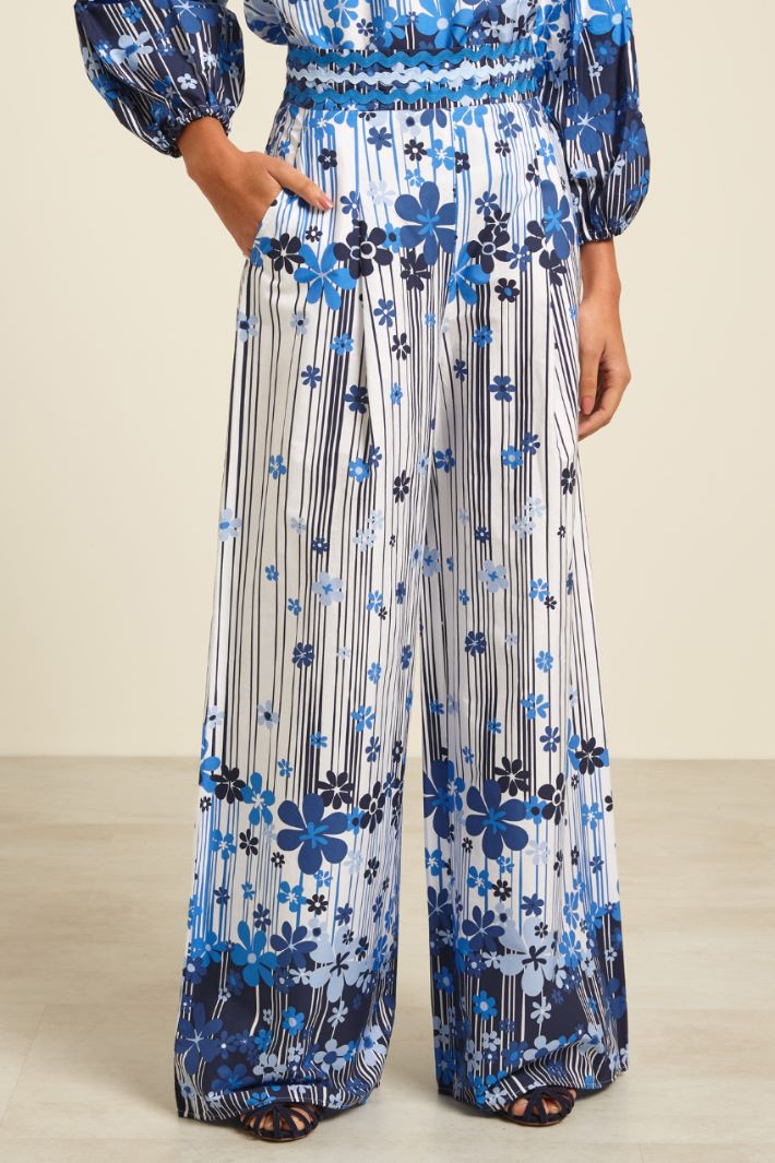 Pantaloni con passamaneria Intrend - 2